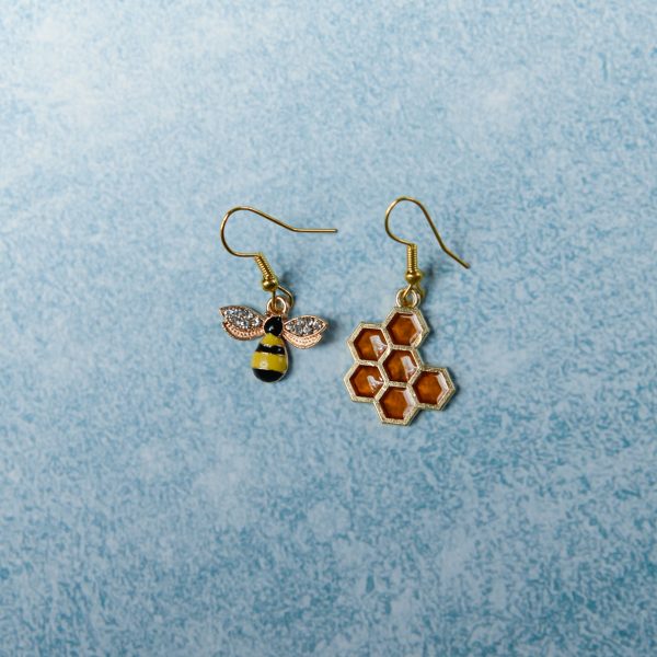 Bee-and-Honeycomb-Earrings-Yellow-Gold-Black-4 Bee & Honeycomb Hook Earrings