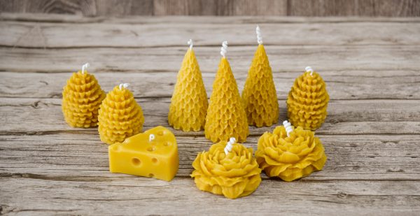 Candles-Collection-Handmade-Natural-Beeswax-Peony-Pinecone-Christmas-Tree-Cheese-Yellow Handmade Beeswax Candle - Peony